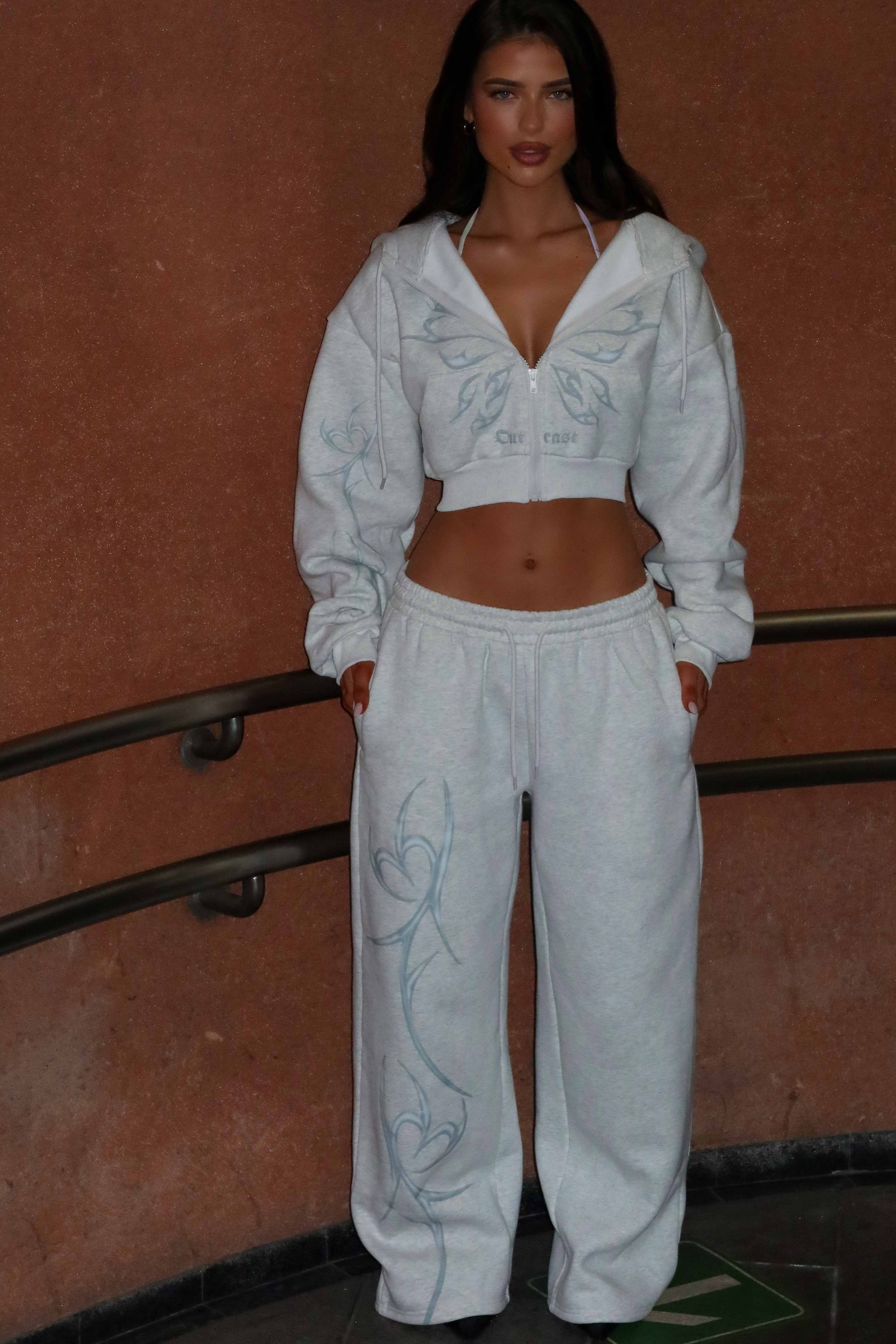 NYA CROPPED HOODIE GREY - Image 14